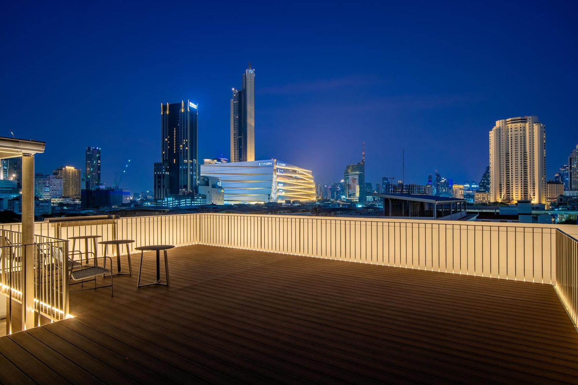 Saan Hotel Sathorn Бангкок Екстер'єр фото